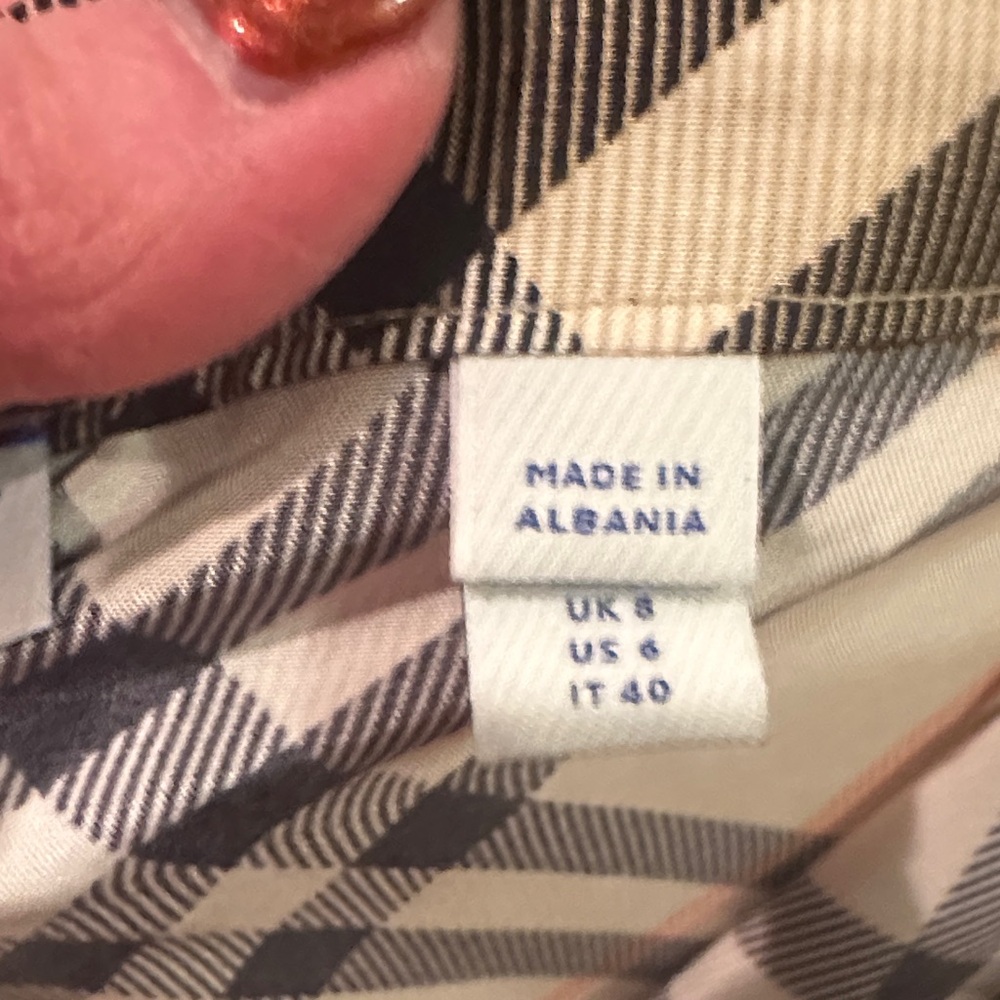 Burberry 100% Silk Beige and Black Checkered Wide-Leg Trousers w/Cuffs - Picture 3 of 5